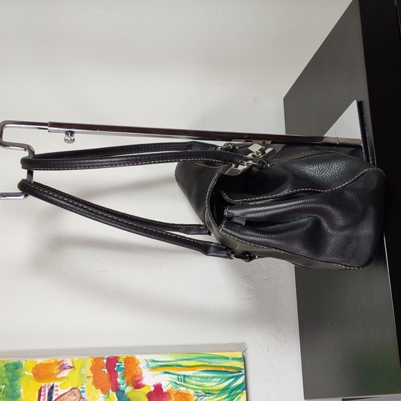 Pebbled Faux Leather Bag - Picture 4 of 10